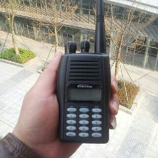 自驾游、登山必备通讯神器 高性价比对讲机转让，仅需700元